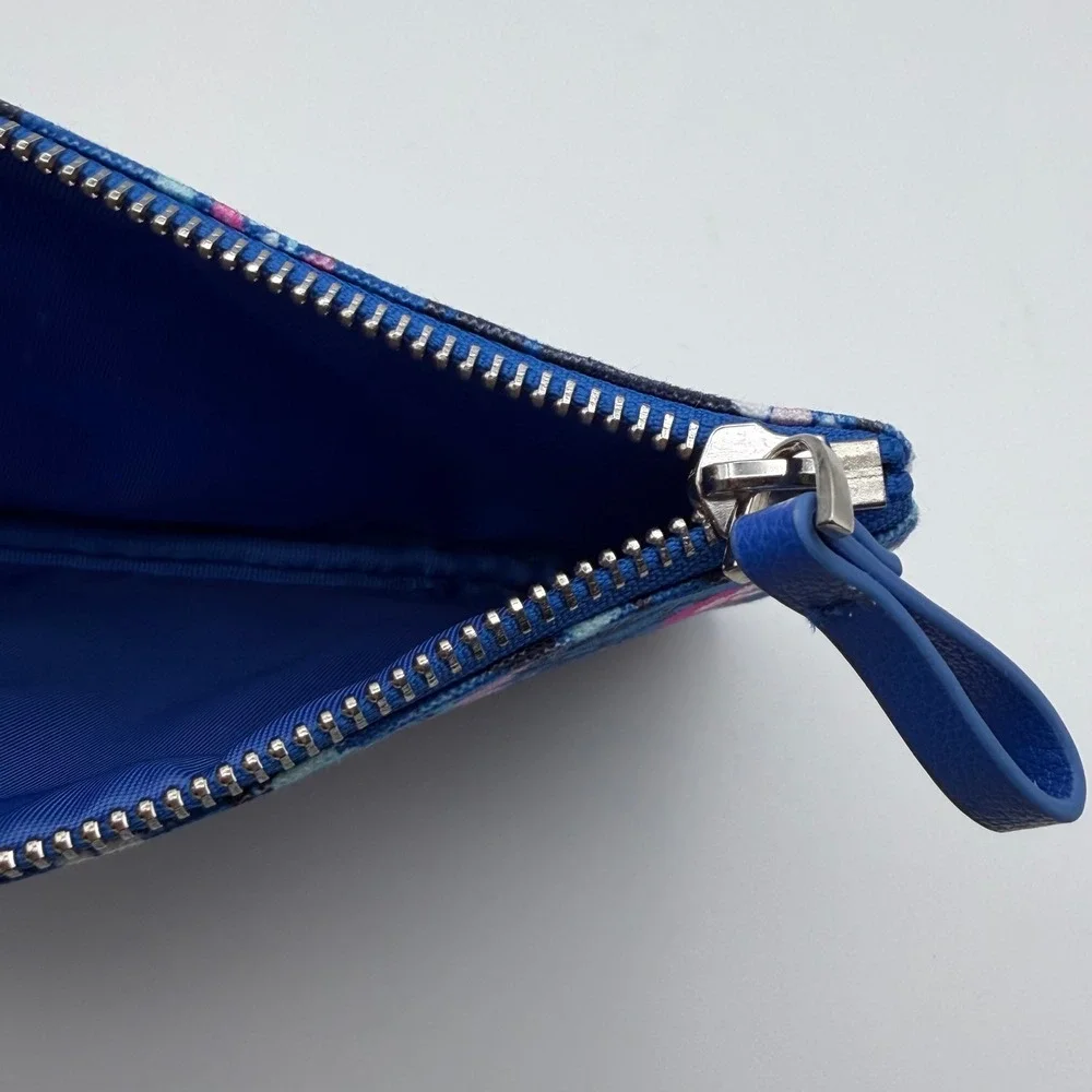 Vera Bradley‎ Blue Floral Canvas Zipper Pouch Cosmetic Makeup Bag Travel Case